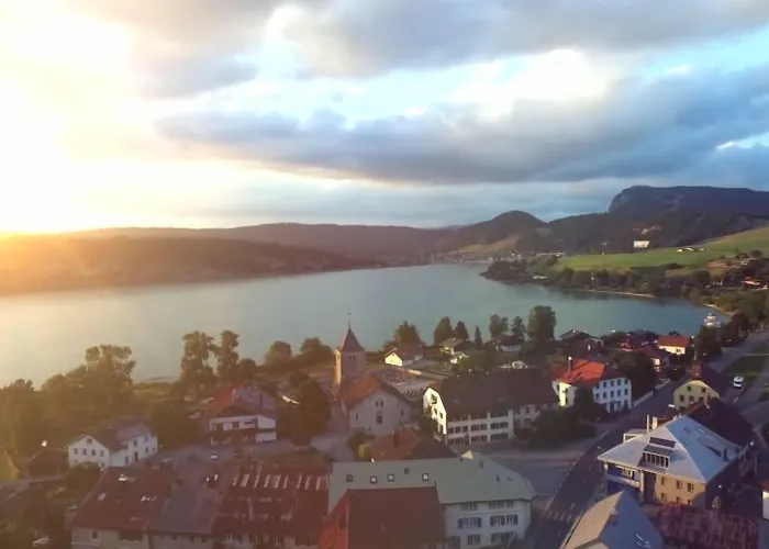 호텔 De - La Baie Du LʼAbbaye